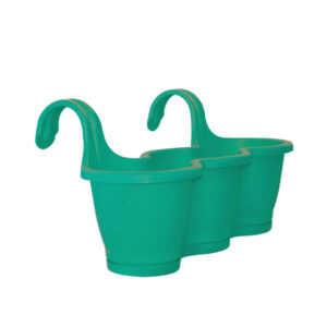 Hook Triplet planter